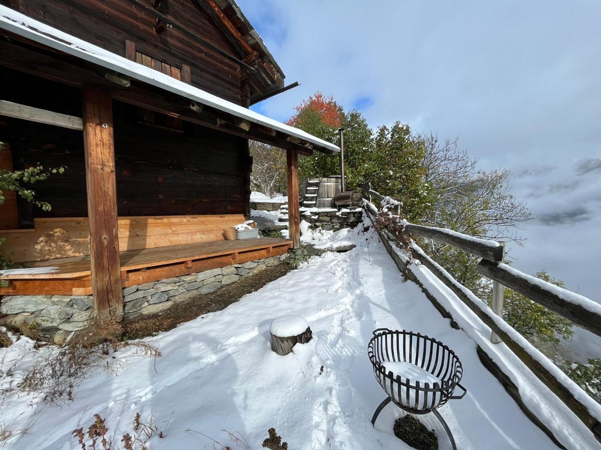 Chalet La Paz With Hotpot And Sauna Villa Torbel Exterior photo